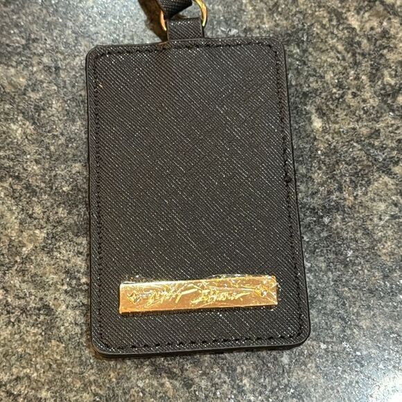 Betsey Johnson bag tag - Picture 2 of 4